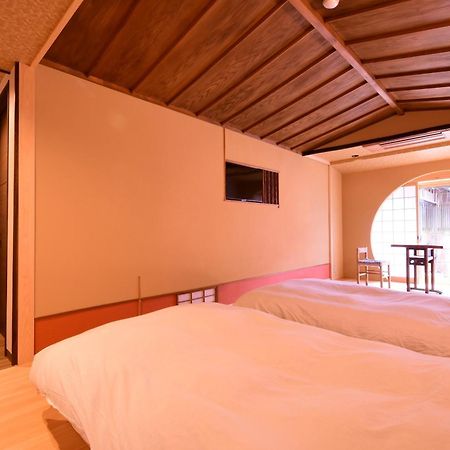 Готель Koyasan Shukubo Yochiin Екстер'єр фото