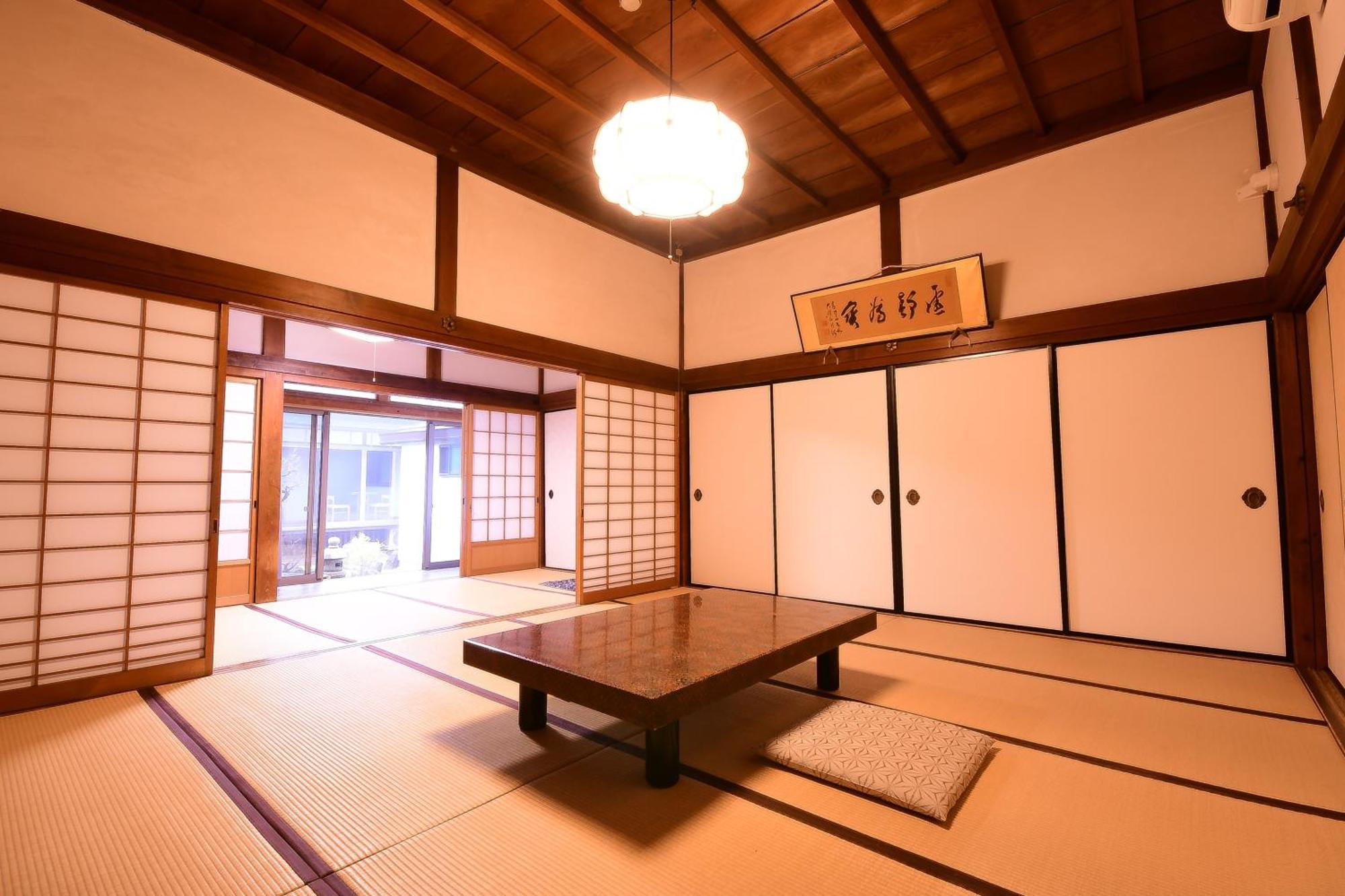 Готель Koyasan Shukubo Yochiin Екстер'єр фото