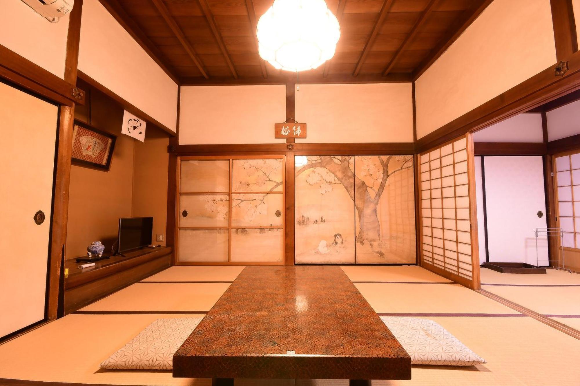 Готель Koyasan Shukubo Yochiin Екстер'єр фото